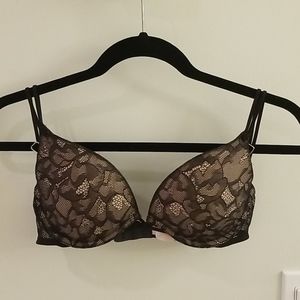 Victoria's Secret Lace Push-Up bra